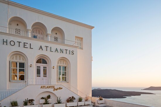 Relax at Hotel Atlantis in Santorini