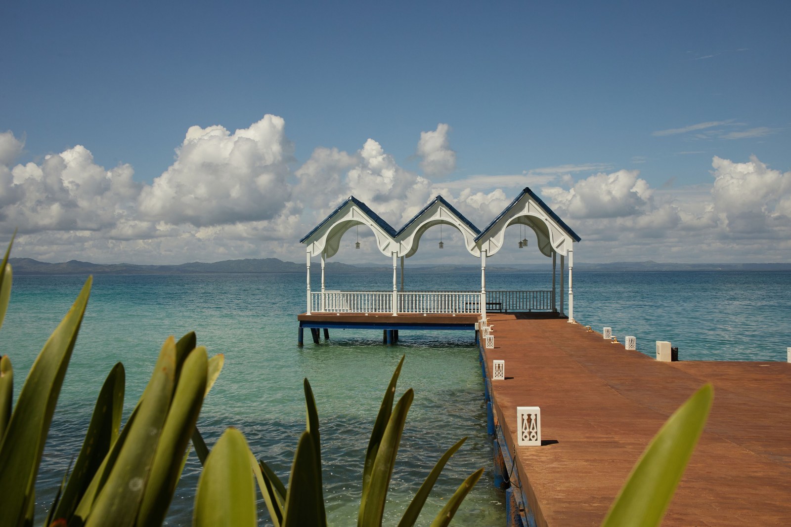 The wooden pier at Cayo Levantado Resort where the catamaran from Samaná arrives